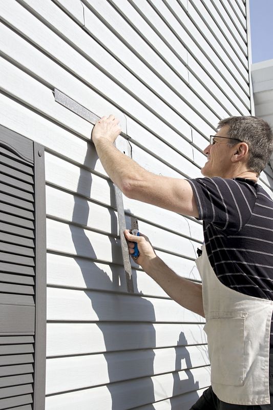 Installing Vinyl Siding on a Wall